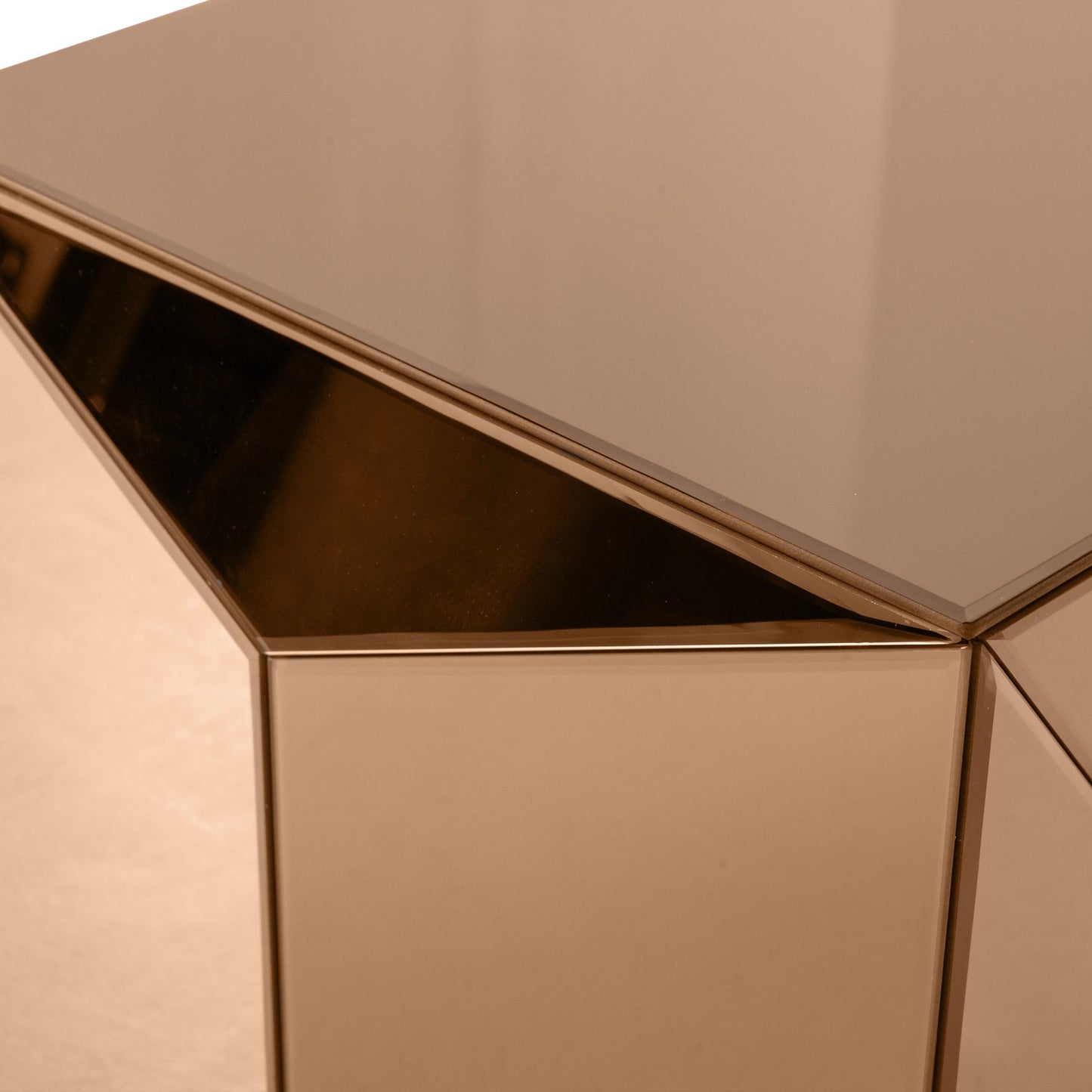 Šoninis staliukas GLINTZ